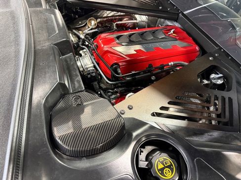 Used 2024 Chevrolet Corvette Stingray Coupe w/ 1LT RWD image 36