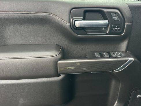 Used 2020 GMC Sierra 1500 AT4 w/ AT4 Premium Package image 11