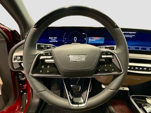 New 2025 Cadillac Lyriq Luxury w/ Nappa Leather Package image 10