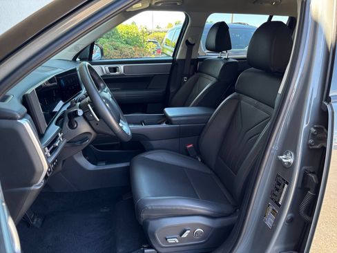 Used 2026 Hyundai Santa Fe SEL FWD image 38
