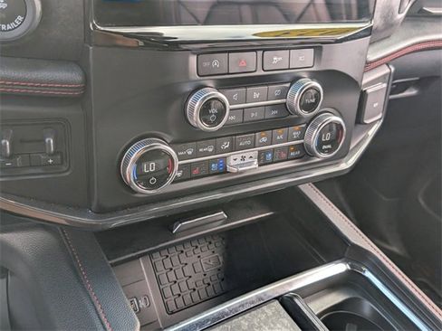 Used 2023 Ford Expedition Max Limited image 23