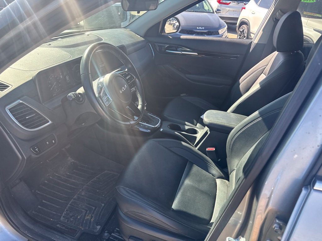 Certified 2024 Kia Seltos EX AWD/4WD image 16