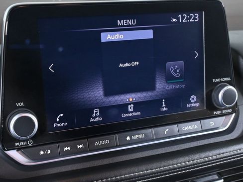 Certified 2023 Nissan Rogue SV image 17