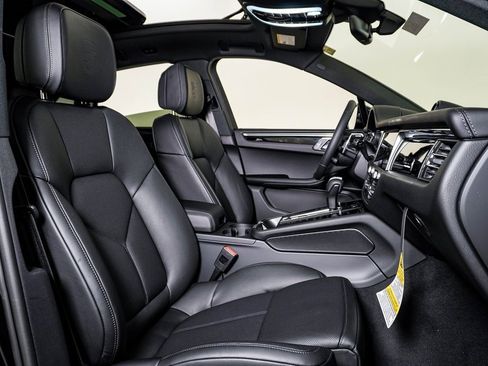 New 2026 Porsche Macan S image 15