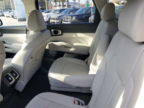 New 2025 Kia Sorento EX image 26