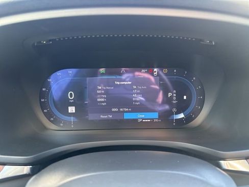 Certified 2025 Volvo V60 B5 Cross Country Plus image 26