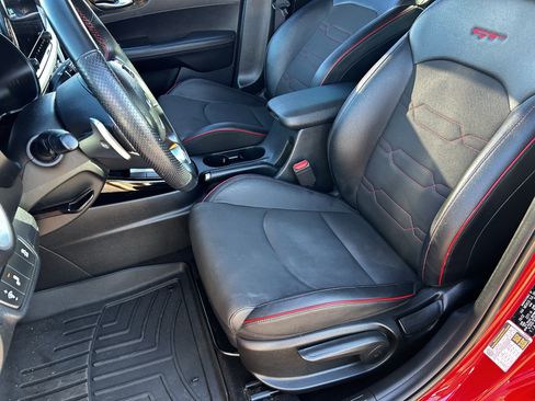 Certified 2022 Kia Forte GT image 19