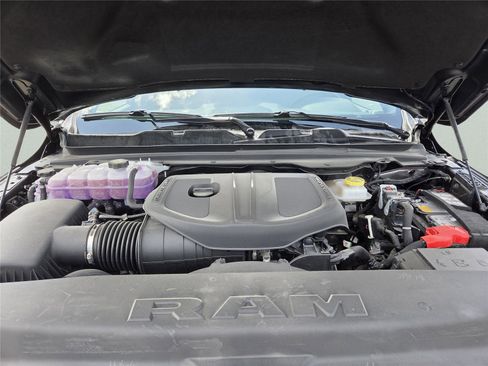 New 2026 RAM 1500 Big Horn AWD/4WD image 31