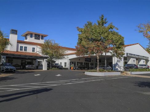 New 2025 Mercedes-Benz CLA 250 4MATIC image 34