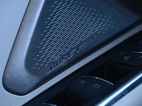 Used 2024 GMC Acadia Denali w/ Super Cruise Package image 21