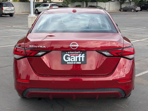 Used 2025 Nissan Sentra SV FWD image 7