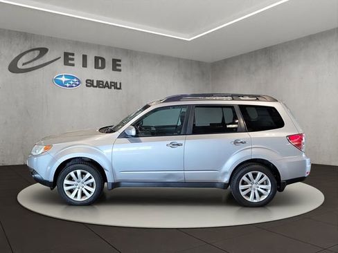 Used 2012 Subaru Forester 2.5X Premium w/ Popular Pkg 3 AWD/4WD image 9