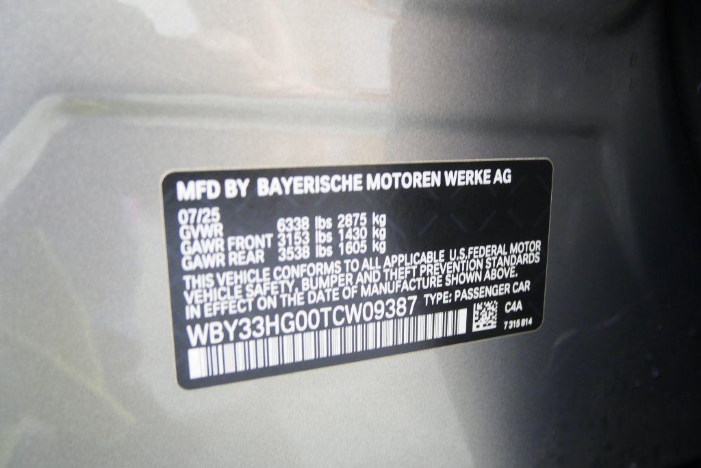 Certified 2026 BMW i5 eDrive40 AWD/4WD image 28