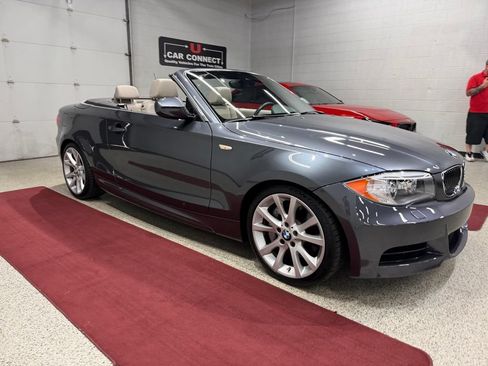 Used 2013 BMW 135i Convertible RWD image 7