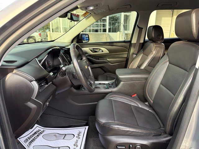 Used 2018 Chevrolet Traverse LT FWD image 13