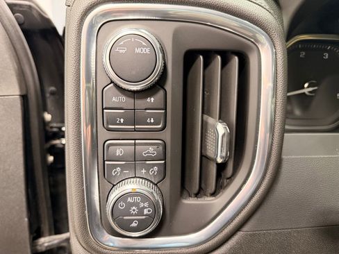 Used 2023 GMC Sierra 2500 Denali AWD/4WD image 30