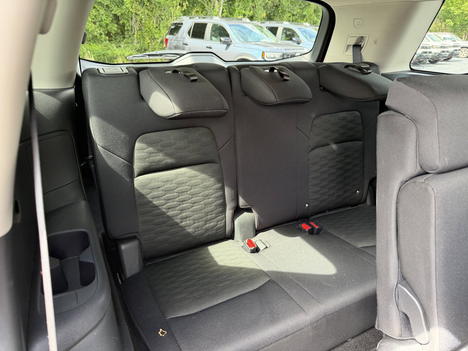 Used 2024 Nissan Pathfinder SV FWD image 12