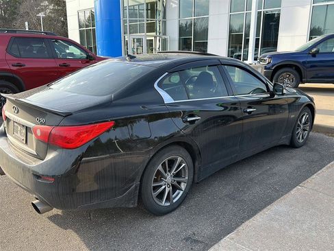 Used 2017 INFINITI Q50 3.0t Premium w/ Driver Assistance Package image 7