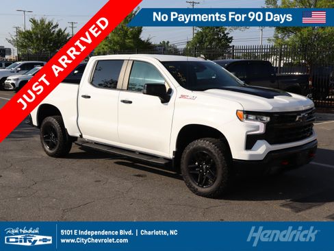 Used 2024 Chevrolet Silverado 1500 LT Trail Boss w/ Protection Package AWD/4WD image 1