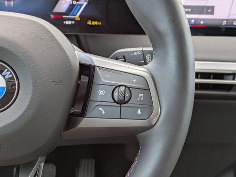 Used 2025 BMW iX M60 image 18