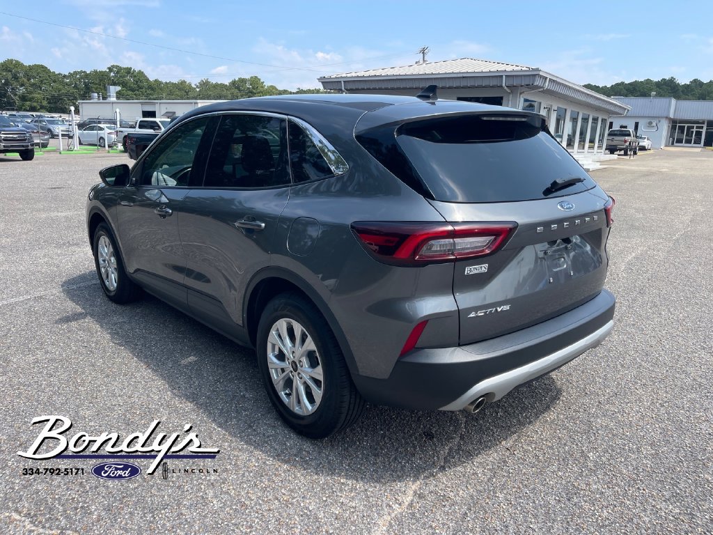 Used 2024 Ford Escape Active FWD image 12