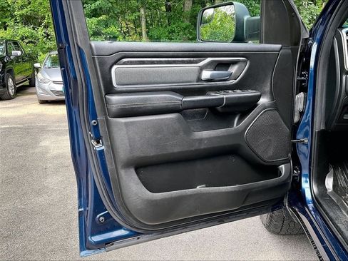 Used 2022 RAM 1500 Big Horn AWD/4WD image 9