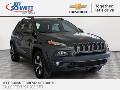Used 2016 Jeep Cherokee Trailhawk w/ Comfort/Convenience Group