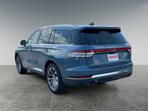 New 2025 Lincoln Aviator Reserve w/ Illumination Package AWD/4WD image 4