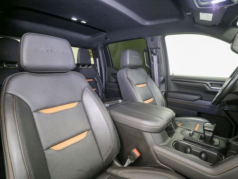 Used 2023 GMC Sierra 1500 AT4 w/ AT4 Premium Package AWD/4WD image 17