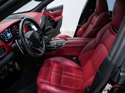 Used 2022 Maserati Levante Modena S AWD/4WD image 38