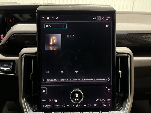 New 2025 GMC Yukon Elevation w/ LPO, Floor Liner Package image 11