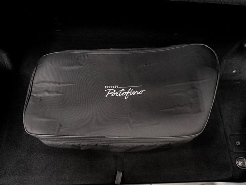 Used 2020 Ferrari Portofino RWD image 69