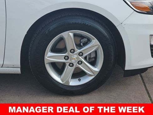 Used 2023 Chevrolet Malibu LS image 38