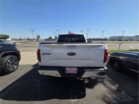 Used 2017 Ford F150 Lariat w/ Equipment Group 502A Luxury AWD/4WD image 6