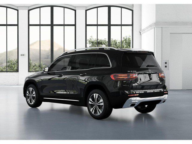 Used 2025 Mercedes-Benz GLB 250 image 28