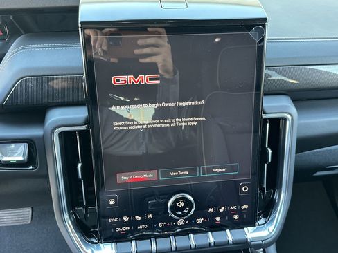 New 2026 GMC Yukon Elevation w/ Elevation Premium Package image 24