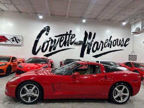 Used 2009 Chevrolet Corvette Coupe w/ Preferred Equipment Group image 2