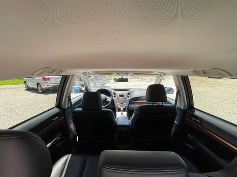 Used 2013 Subaru Outback 2.5i Limited AWD/4WD image 32