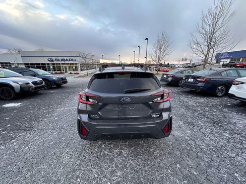 Certified 2024 Subaru Crosstrek 2.5i Limited w/ Crosstrek Mirror Package image 4