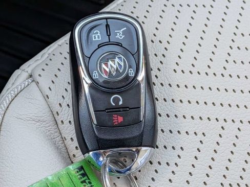 Certified 2022 Buick Encore GX Essence w/ Advanced Technology Package FWD image 32