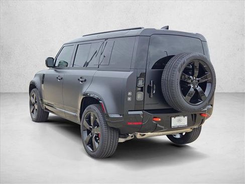 New 2026 Land Rover Defender 110 X AWD/4WD image 9