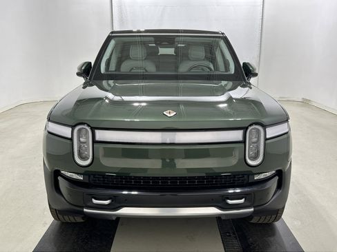 Used 2023 Rivian R1S Adventure image 8