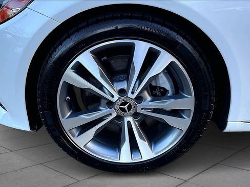 Used 2021 Mercedes-Benz C 300 C 300 image 11