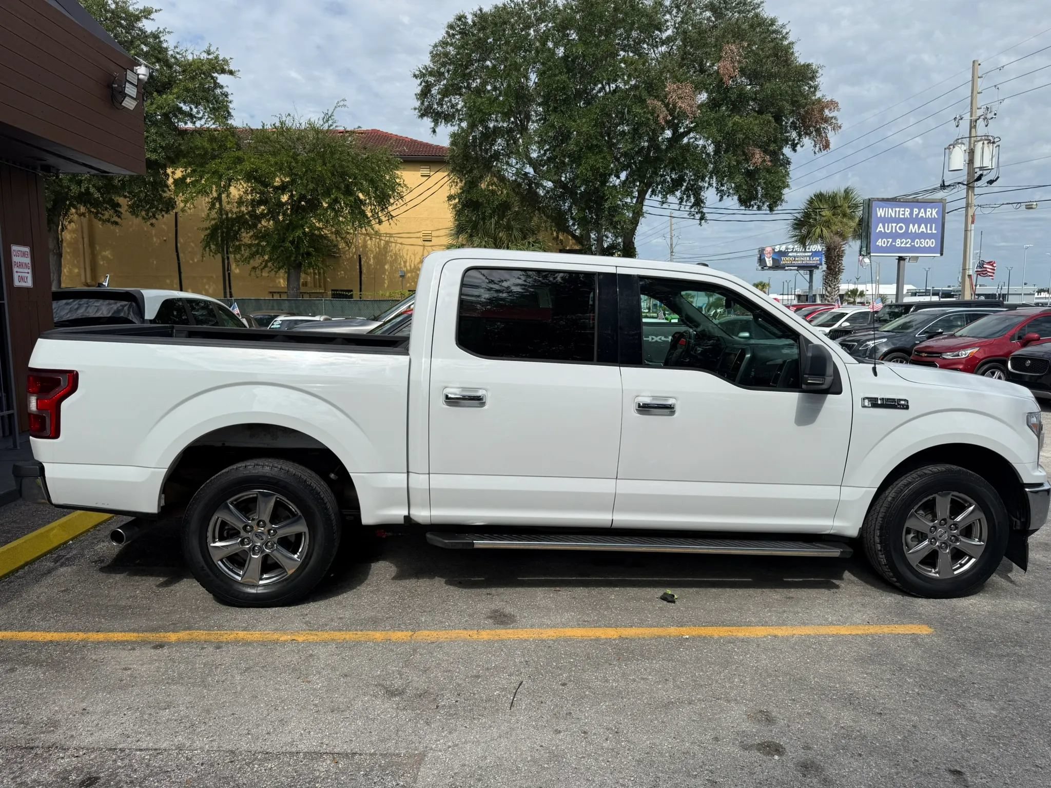 Used 2018 Ford F150 XLT w/ Equipment Group 302A Luxury RWD image 5