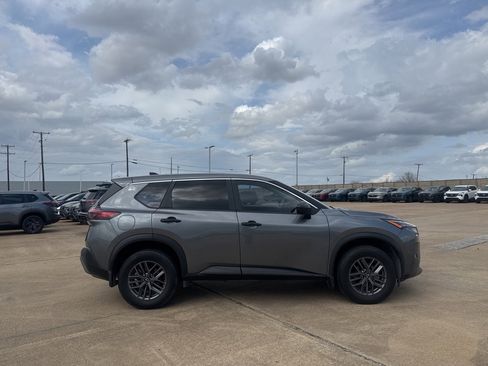 Certified 2023 Nissan Rogue S image 24