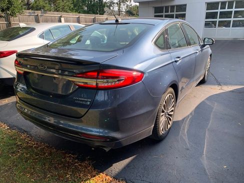 Used 2018 Ford Fusion Titanium FWD image 3