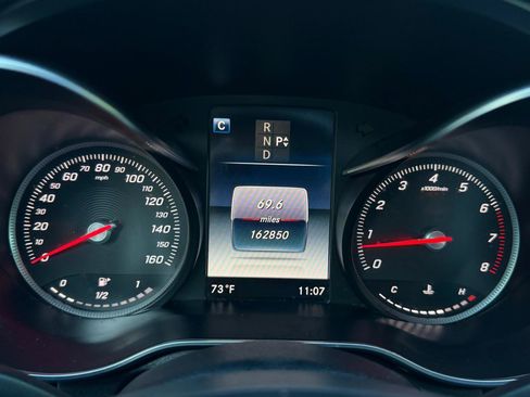 Used 2018 Mercedes-Benz C 300 4MATIC Sedan image 50