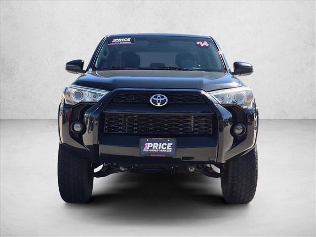 Used 2014 Toyota 4Runner SR5 AWD/4WD image 2