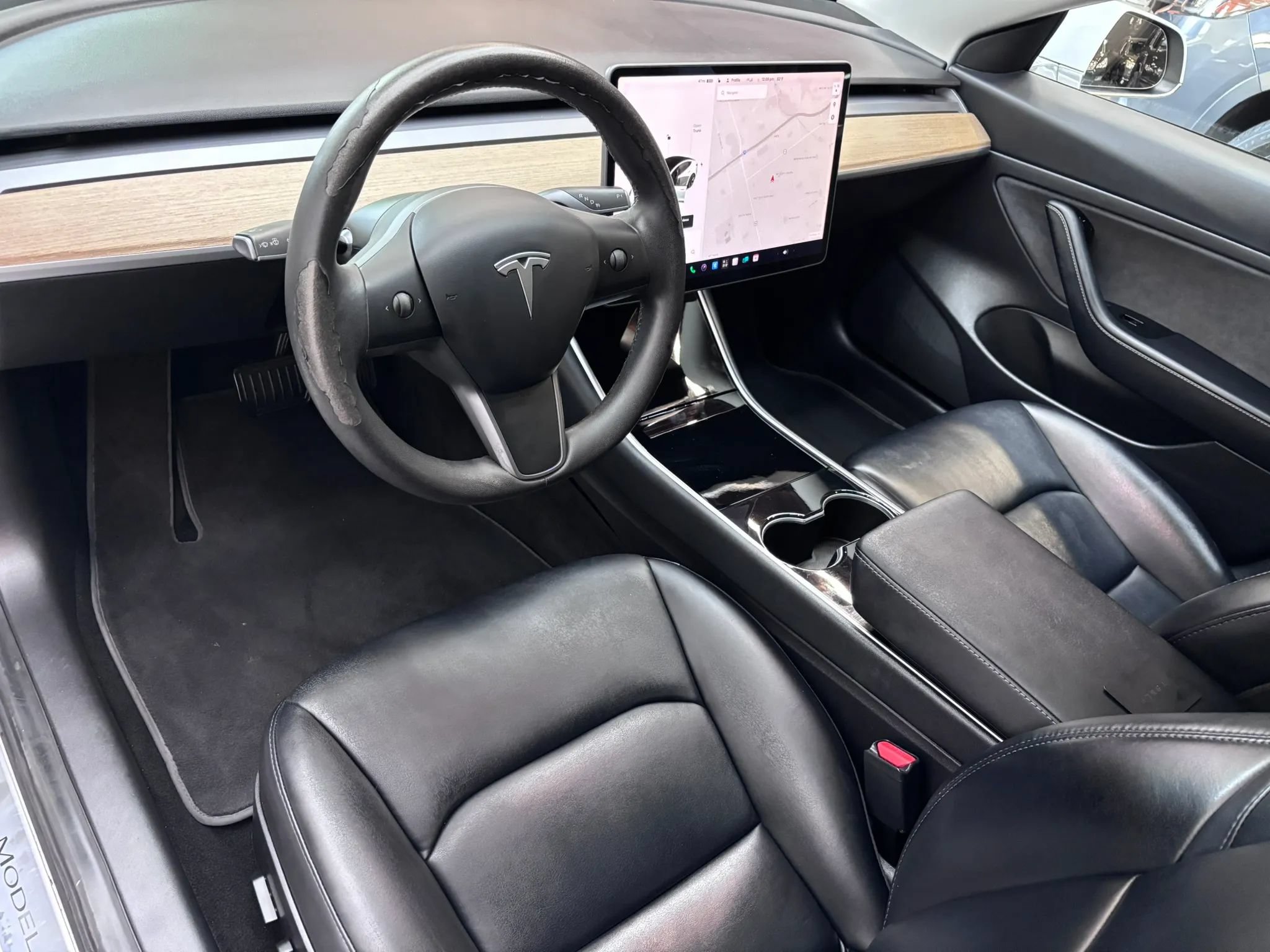 Used 2020 Tesla Model 3 Standard Range Plus RWD image 8