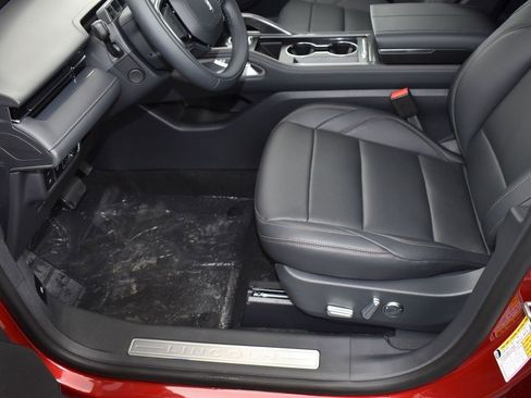 New 2025 Lincoln Nautilus Premier w/ Equipment Group 102A image 13